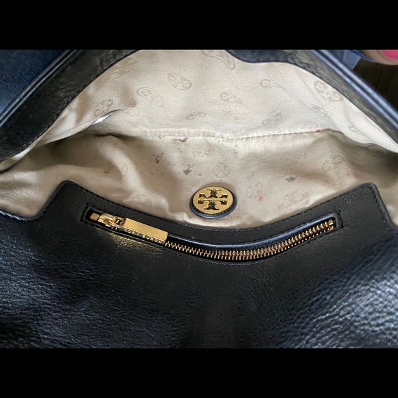 Tory Burch crossbody chain purse - Picture 3 of 3